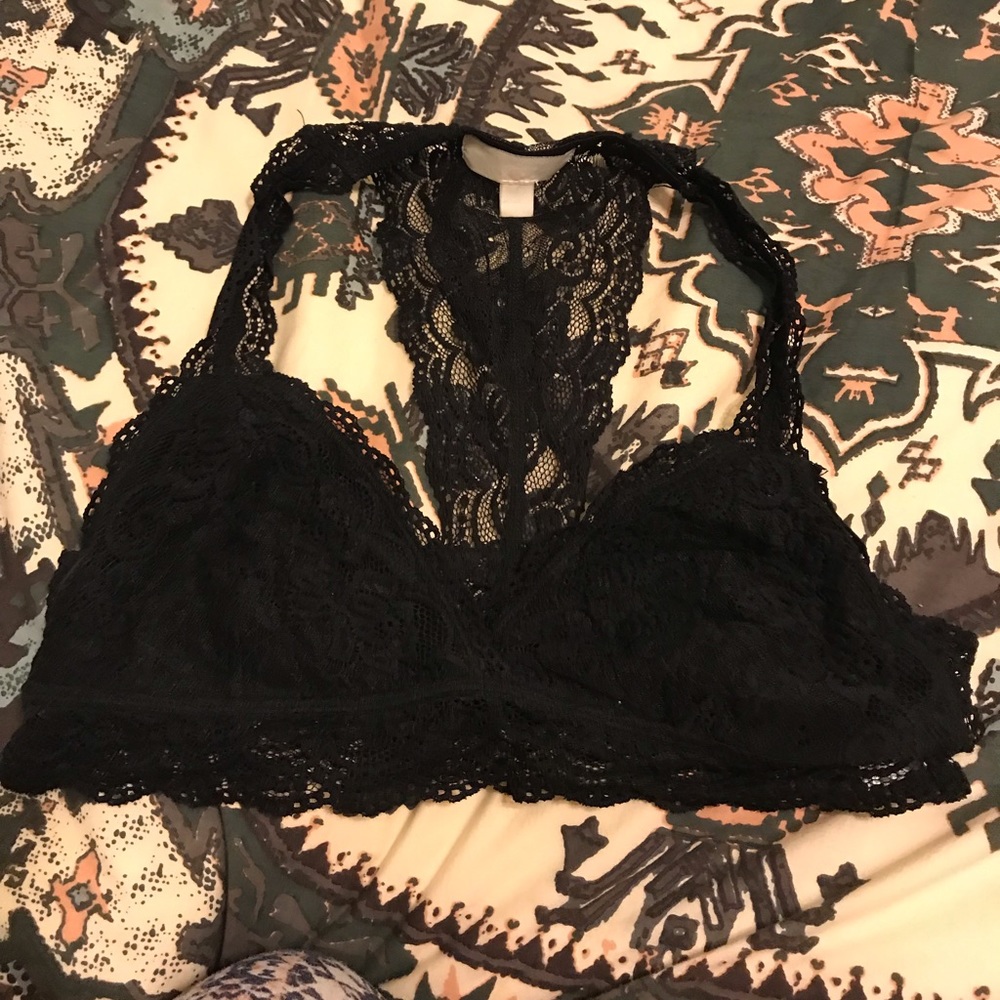 Bralette.